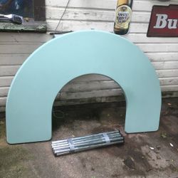 Fiberglass Round Table 