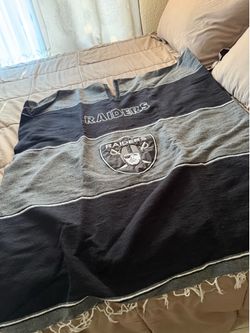 Raiders pancho