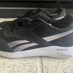 Womens Reebok Energylux2 Shoes Size 9 NEW