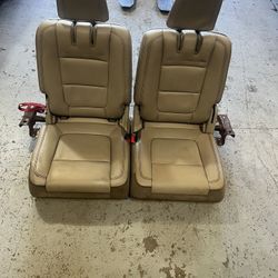 11 12 13 14 15 Explorer 3rd Row Bench Seat Light Stone B Leather Manual Folding