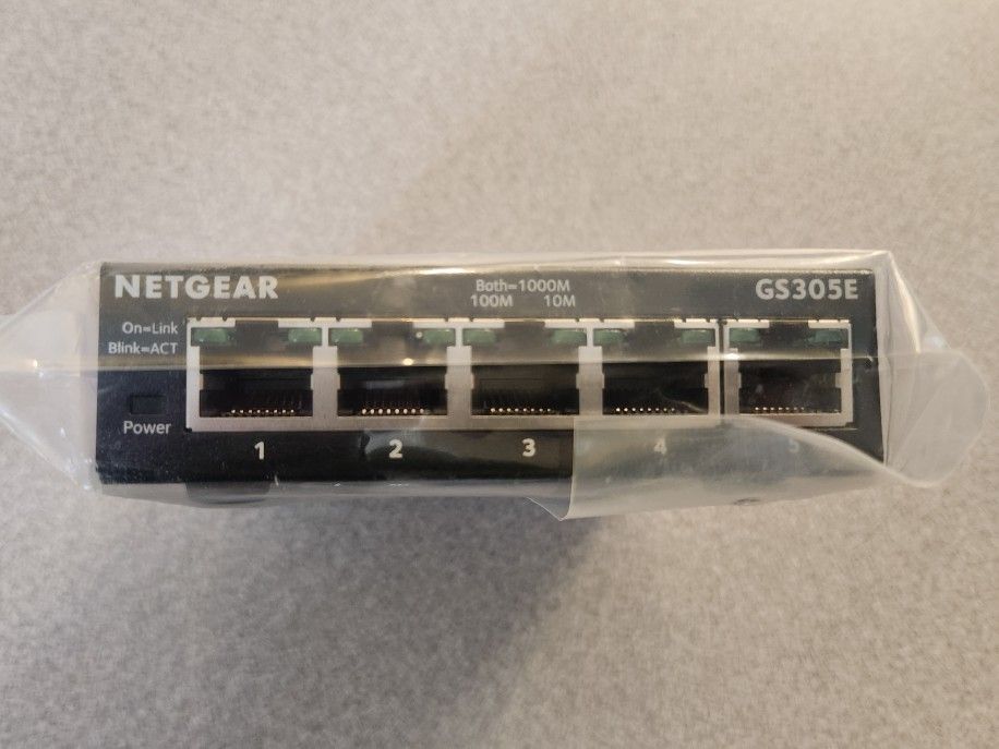 NETGEAR GS305E 5-Port Gigabit Ethernet Smart Managed Plus Switch