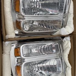 New Headlights For Ford F250 and F350  Fits 2005 Through 2007 Also Fits Excursion 2005