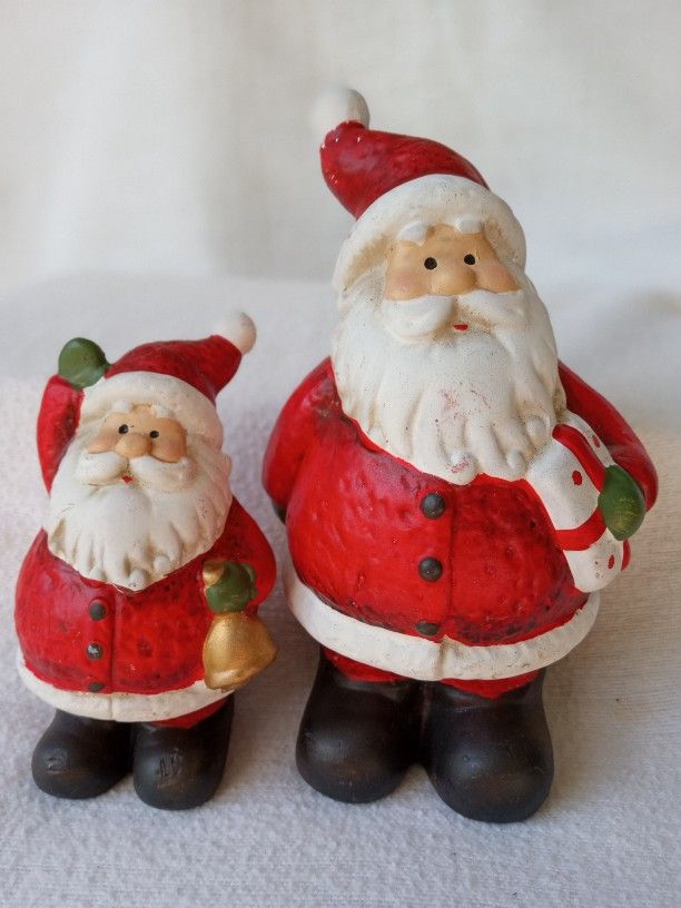 TWO VINTAGE CERAMIC SANTA CLAUS FIGURINES (Larger 6"x3.75" and Smaller 4.5"x2.5") Excellent Condition 