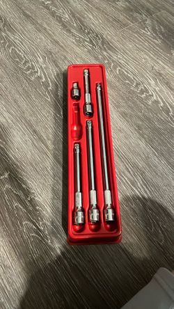 Icon Socket Extension Bar Set in Red Tray