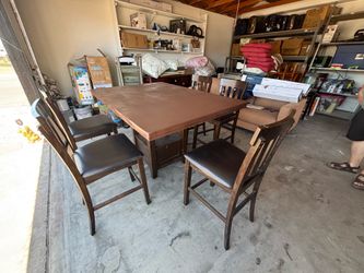 High bar dinner table with leaf and 5 chairs,can deliver