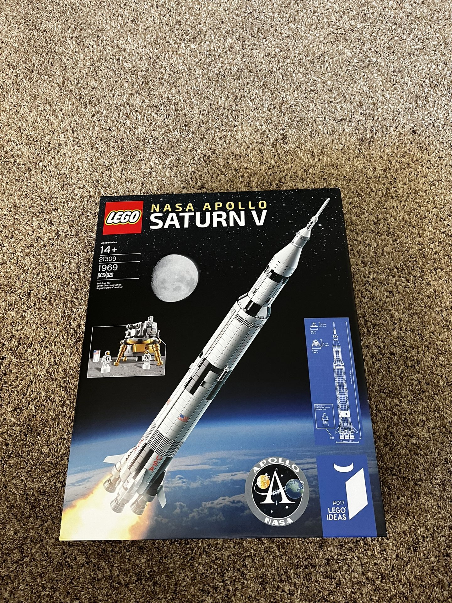 Lego Saturn V Rocket