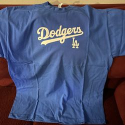 Customize T-shirts