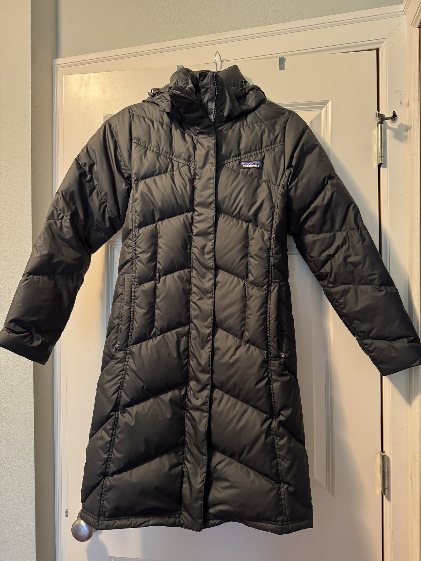 Patagonia Down Parka Women’s XS