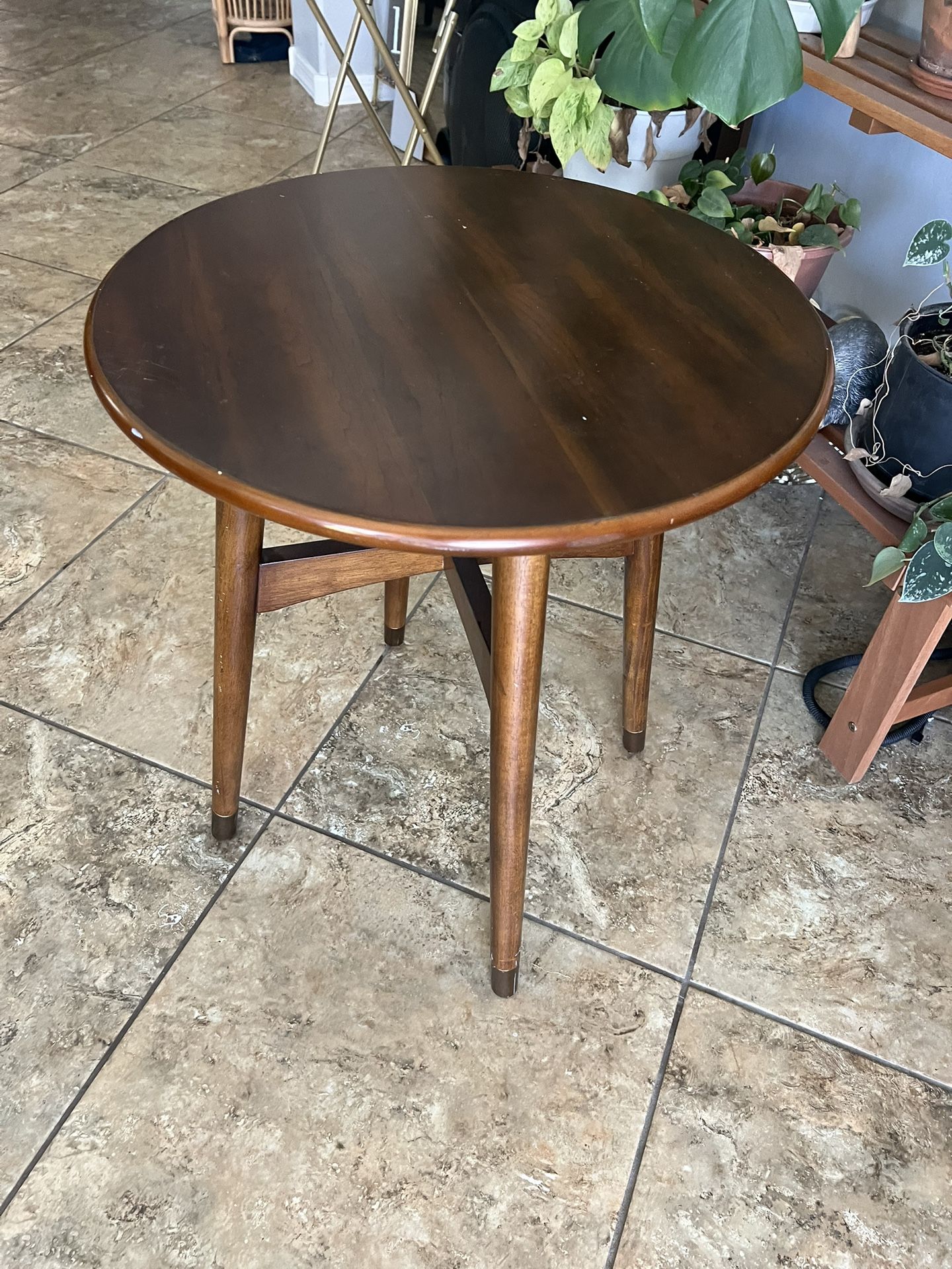 Pier 1 Wood End Table