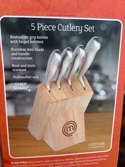 branded kitchen knife set tied to the TV show MasterChef.