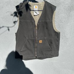Vintage Carhartt Men's Distressed Black Sherpa vest 