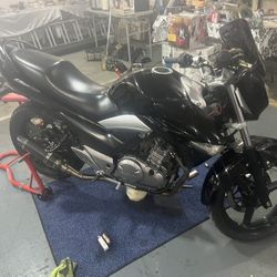 2013 Suzuki 250 Cc GW 