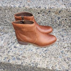 TIMBERLAND WOMEN'S BANFIELD WATERPROOF ANKLE BROWN SIZE 8.5 SHOES - BRAND NEW