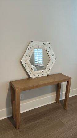 Hexagonal Decor Mirror