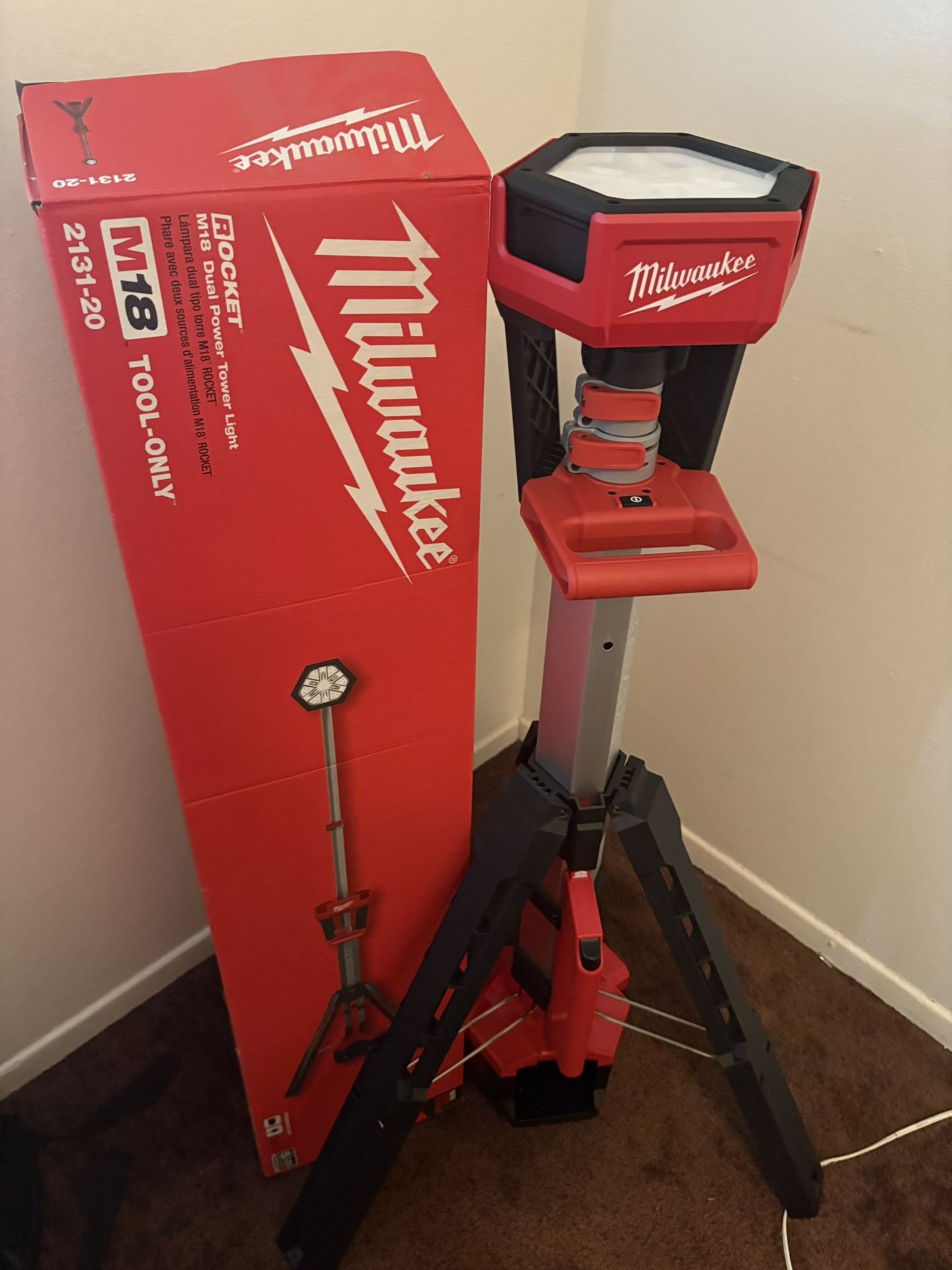 Milwaukee M18 Rocket Light (tool Only)