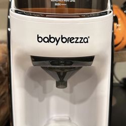 Baby Brezza Baby Bottle Dispenser