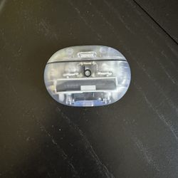 Pre-owned Beats Studio Buds + (transparent)