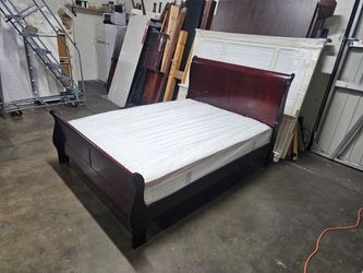 Queen bed and mattress