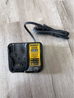 Dewalt 20V max battery charger