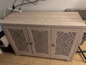 Tv stand with shelfs