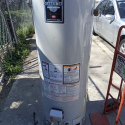 Bradford white Used 40 50 gallon Gas Hot Water Heater Tank. Can be delivered or installed for Extra
