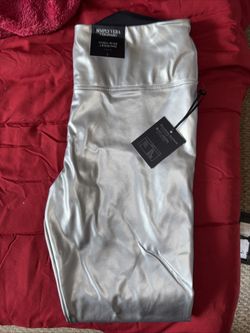 NWT Size Large High-Rise Silver Metallic Leggings By Simply Vera