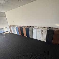 Kitchen Cabinets Wood Brand New