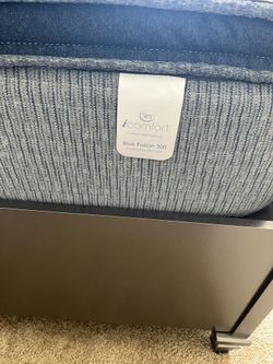 Serta Brand, I Comfort Mattress queen Size
