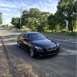 2009 BMW 5 Series 528i