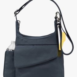 Travelon Anti-Theft Messenger Bag - NEW!