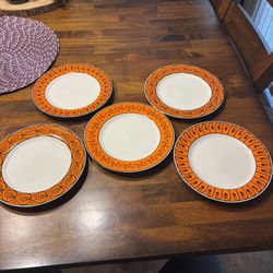 Set of 5 Vintage decorative orange and white dinner plates 