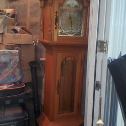 King Arthur Grandfather Clock $350 Obo