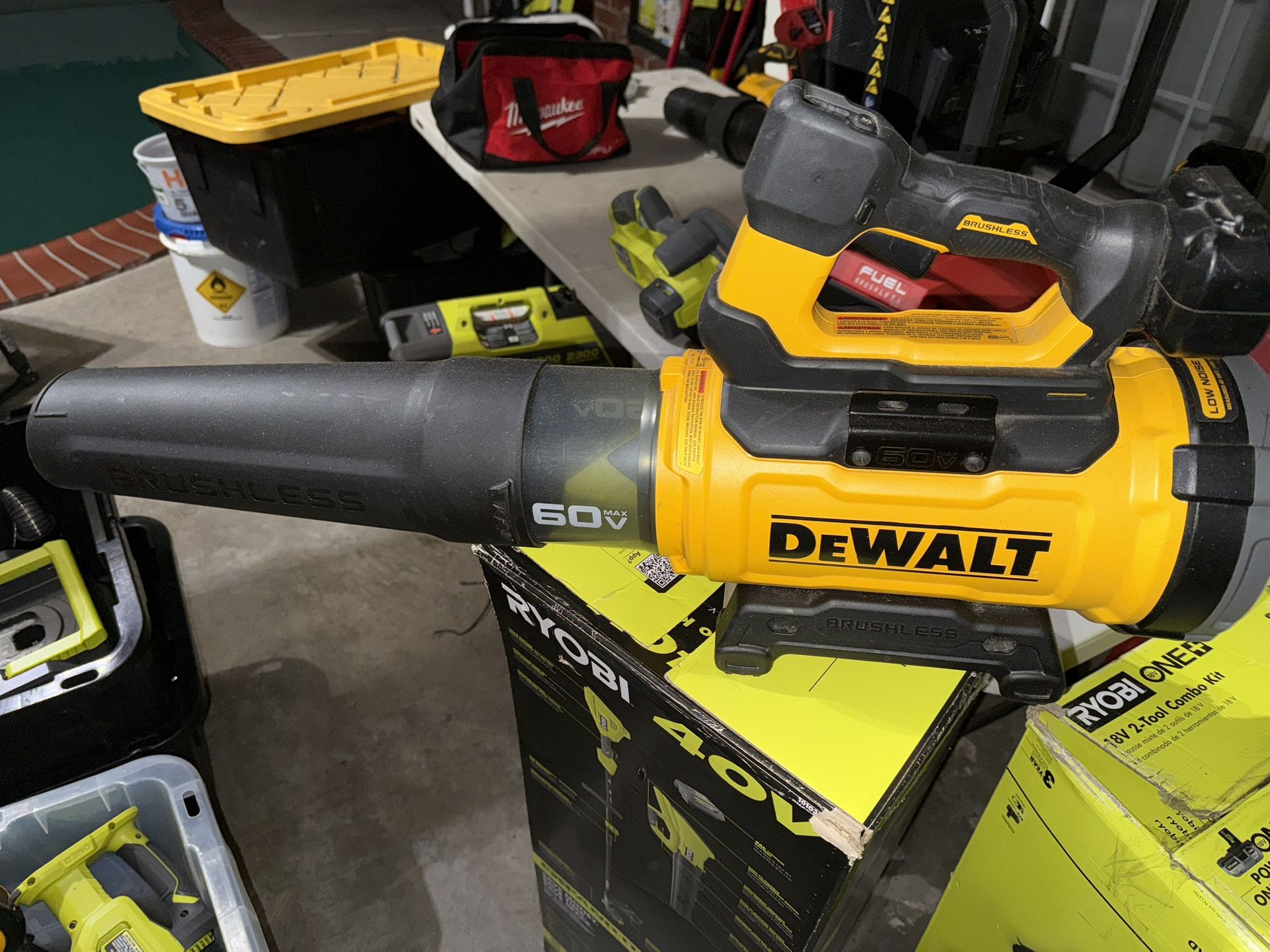 Dewalt 60 Volt Flexvolt Blower Newer Style Tool Only 
