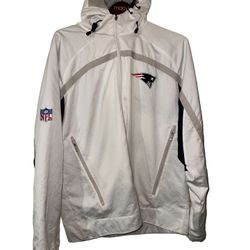 New England Patriots White Reebok Full Zip Windbreaker Jacket With Hoodie Size Small