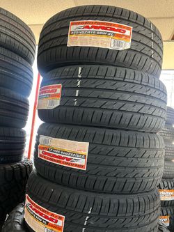 📲235/45/18 vendo set de llantas nuevas Arroyo