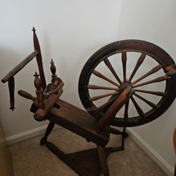 Antique Spinning Flax Wheel 