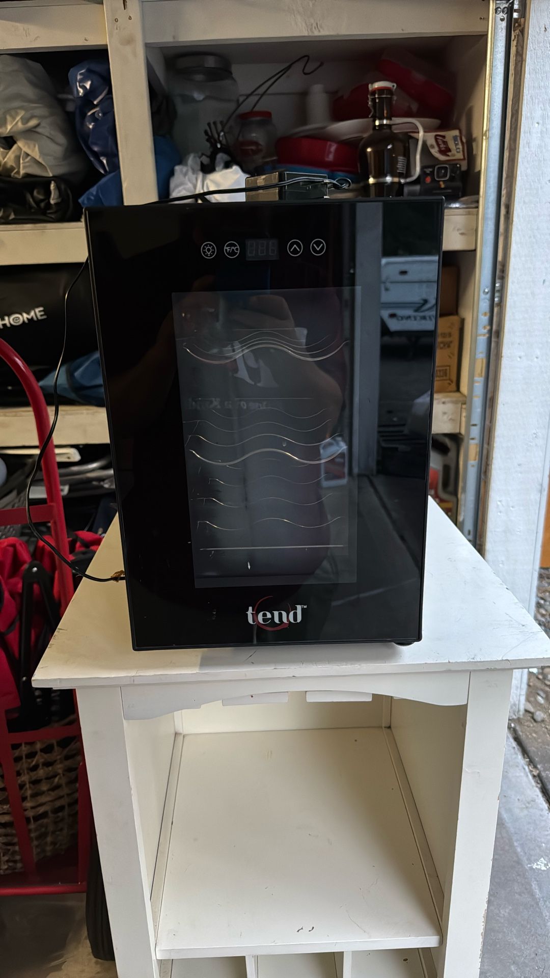 Red Wine Fridge/maintaner