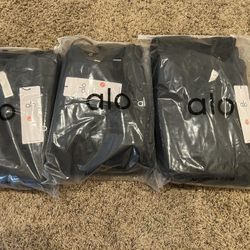 Alo Accolade Set Crewneck + Straight-Leg Sweatpants Black