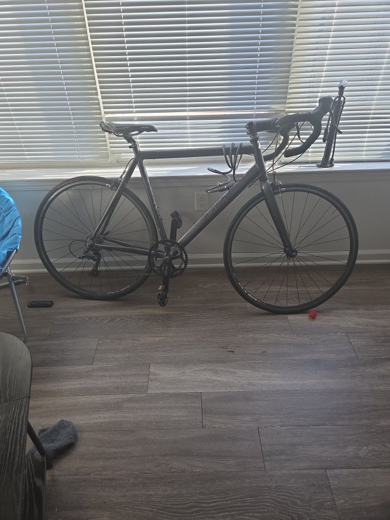 Gavin Road bike