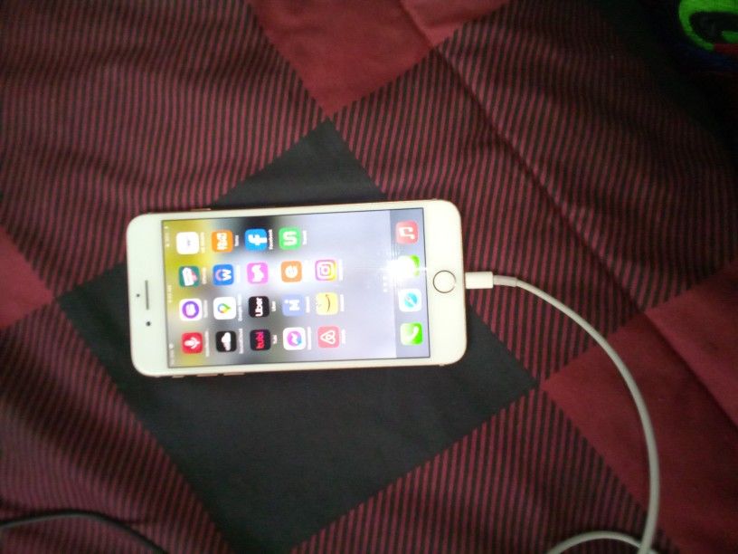 iPhone 8 Plus