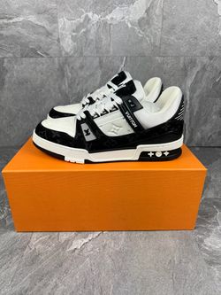 Louis Vuitton LV Trainers White & Black Sneaker
