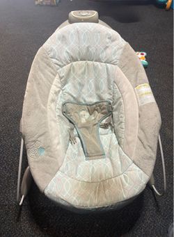 Ingenuity automatic baby bouncer