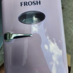 Frosh Mini Fridge