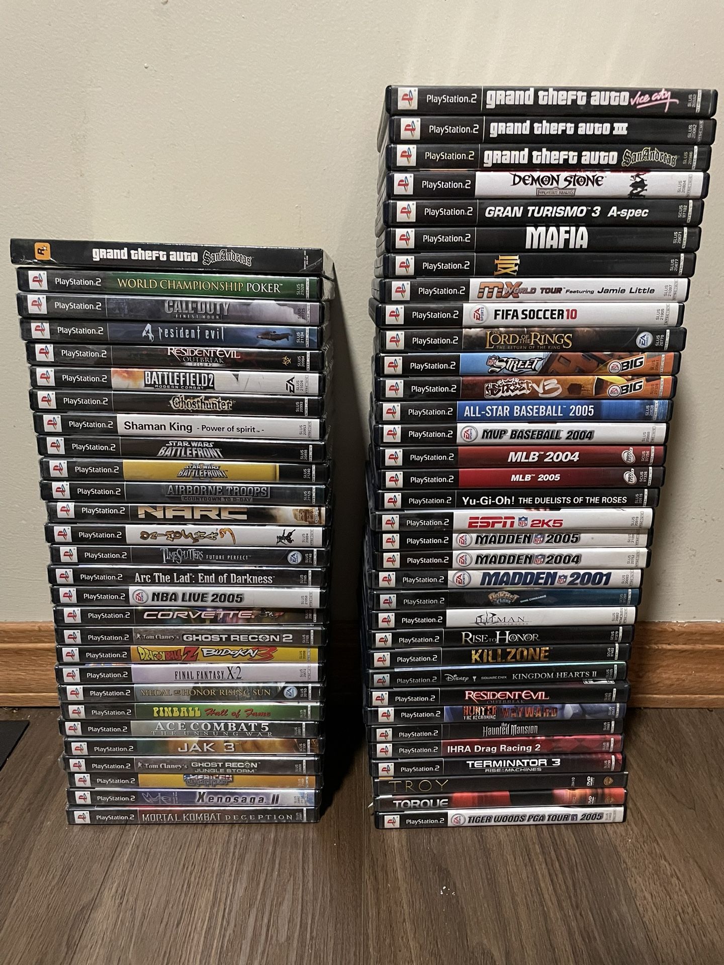 Play Station 2 (GAMES)