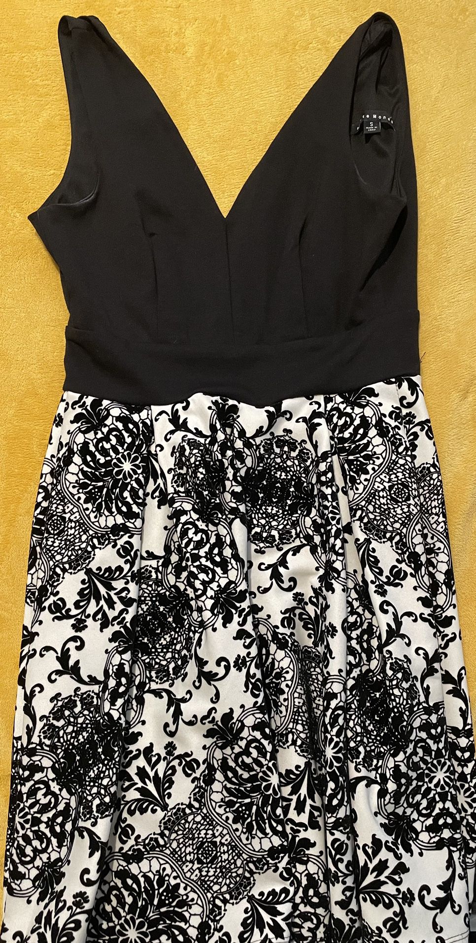 Pattern Black And White Dress