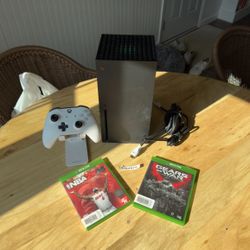Series X Console Bundle With 2- Games - Extra Controller And Accessories 