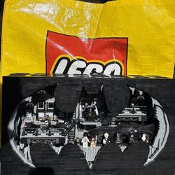 Lego Batman Batcave Shadow Box 76252