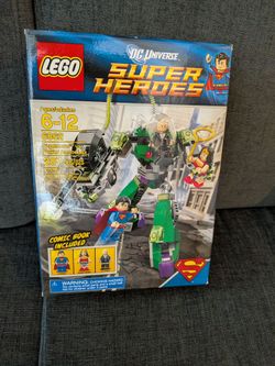 Lego DC Superman and Wonder woman