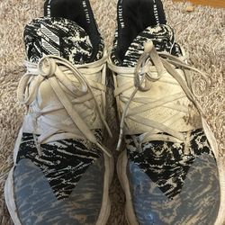 Harden one Oreo size 11 no box
