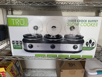 Three crock buffet slow cooker